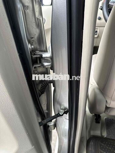 Toyota Innova AT 2014 Bạc Tự động 8 chỗ gốc xài Go