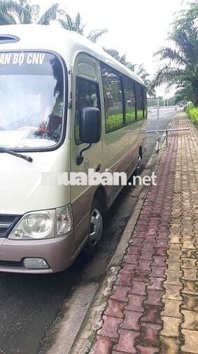 Hyundai County 2009 Trắng, Nâu Nhập khẩu