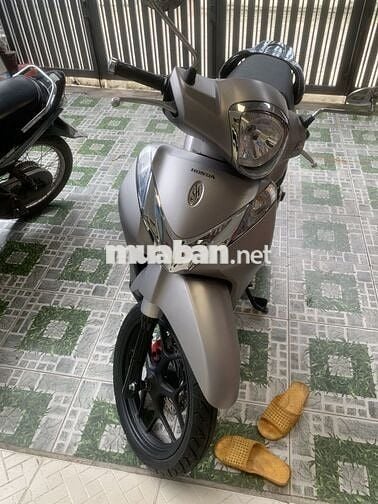 Honda SH Mode 2017 Xám Dưới 5.000 km