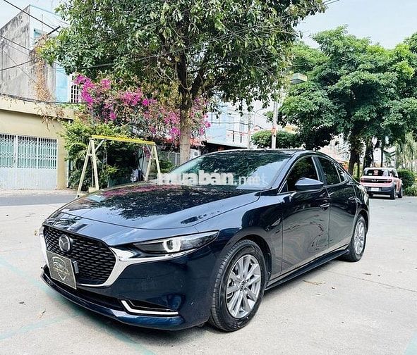 Mazda 3 1.5L Premium ĐK 2023, 1 chủ đi kĩ, BD full