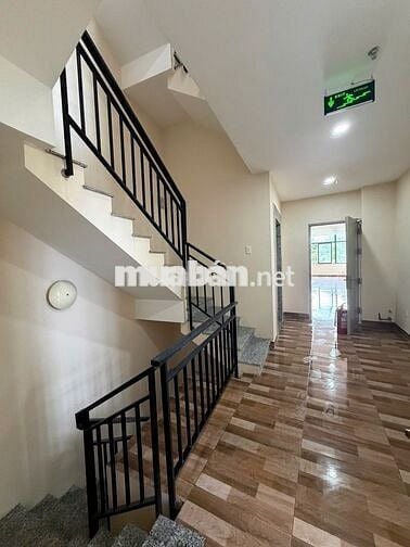 CHO THUÊ VĂN PHÒNG - VỊ TRÍ ĐẮC ĐỊA, GIÁ TỐT TẠI QUẬN 4
