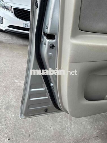 Toyota Innova AT 2014 Bạc Tự động 8 chỗ gốc xài Go