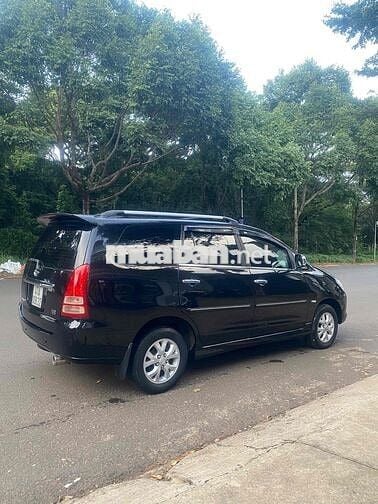 Toyota Innova 2006 Đen 7 chỗ