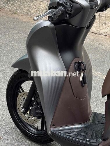 Honda SH 160i ABS 2024 Xám đen 6.000 km