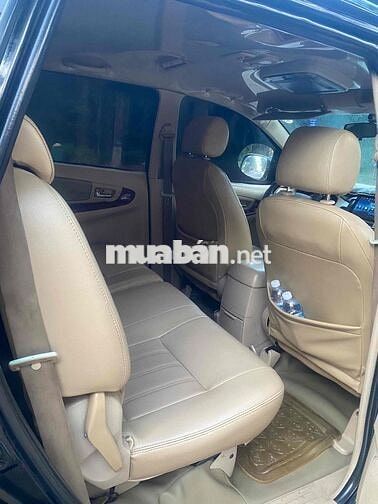 Toyota Innova 2006 Đen 7 chỗ