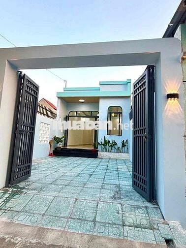 BÁN NHÀ DT RỘNG,GIÁ TỐT, GẦN TRUNG TÂM TDM