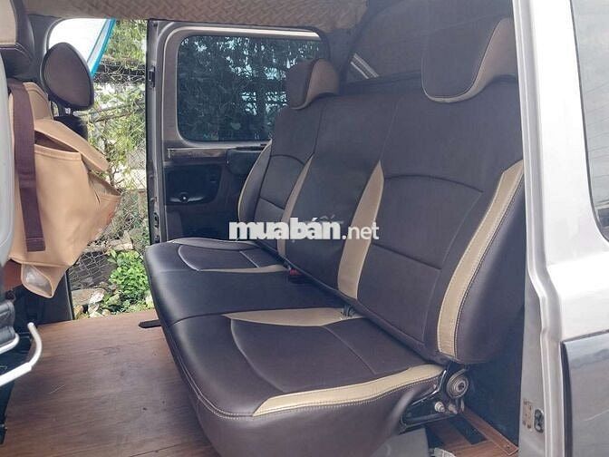Hyundai Starex Van 6 chổ,2013 Số sàn Bạc
