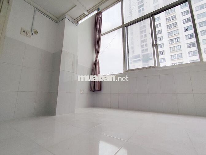 BAN CÔNG, 𝐆Á𝐂 𝐋Ẫ𝐍, ĐẦU DÃY, CỬA KÍNH 𝐕𝐈𝐄𝐖 thành phố (🏘️trọ Anh Vinh)