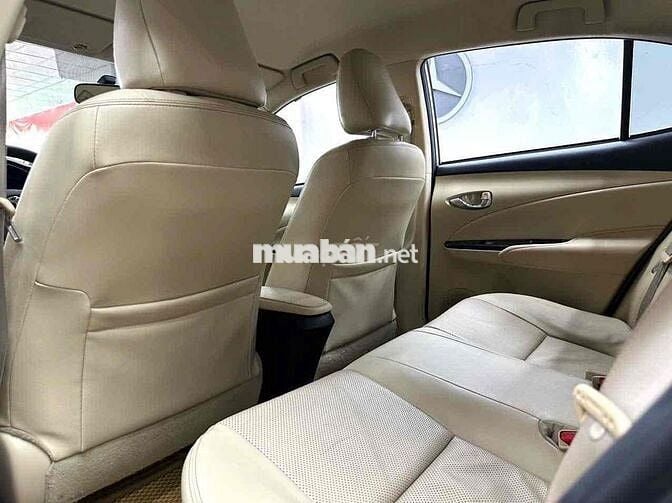 Toyota Vios Bản G 2022 Vàng Cát 8 Vạn km
