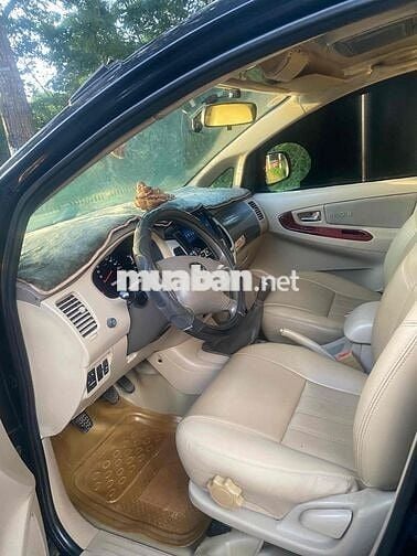 Toyota Innova 2006 Đen 7 chỗ