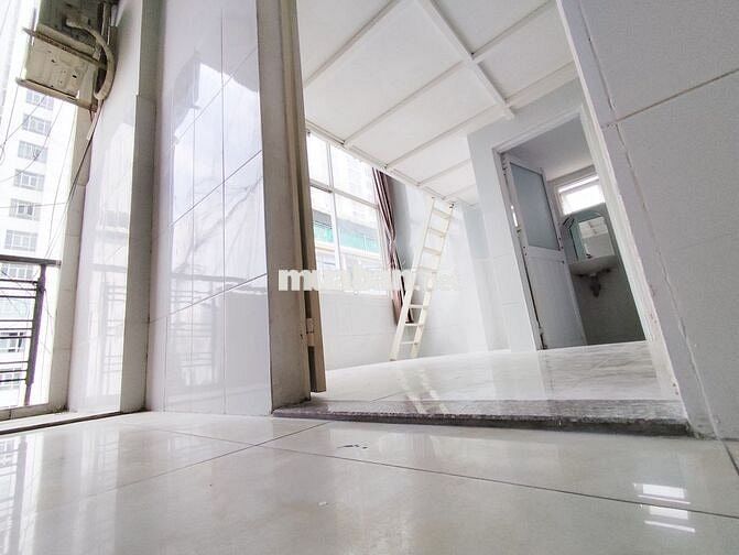 BAN CÔNG, 𝐆Á𝐂 𝐋Ẫ𝐍, ĐẦU DÃY, CỬA KÍNH 𝐕𝐈𝐄𝐖 thành phố (🏘️trọ Anh Vinh)
