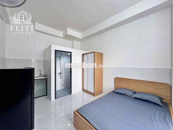 STUDIO BAN CÔNG THOÁNG MÁT NGAY CỔNG SAU ĐẠI HỌC VĂN LANG CS3