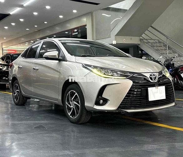Toyota Vios Bản G 2022 Vàng Cát 8 Vạn km