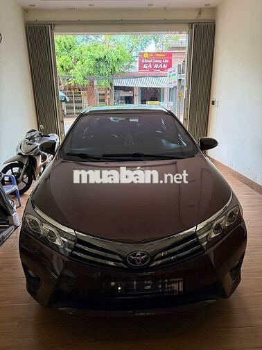 Toyota Corolla Altis 1.8V 2016 Nâu đồng