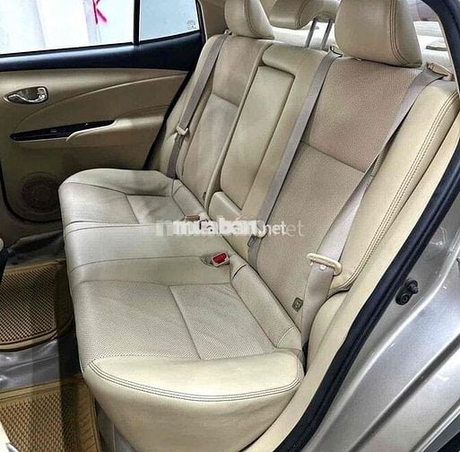 Toyota Vios Bản G 2022 Vàng Cát 8 Vạn km