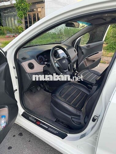 Hyundai i10 2015 Trắng 5 chỗ