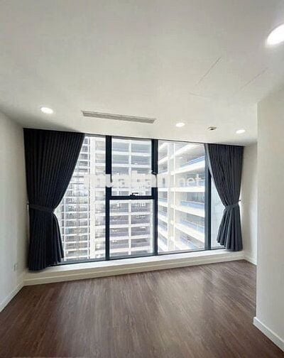 Bán suất SPA ,sunshine city ( Quận 7) , 2pn,2wc, 84m2, chỉ 6,5ty