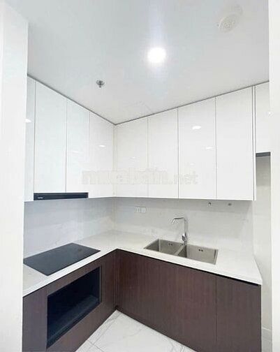 Bán suất SPA ,sunshine city ( Quận 7) , 2pn,2wc, 84m2, chỉ 6,5ty