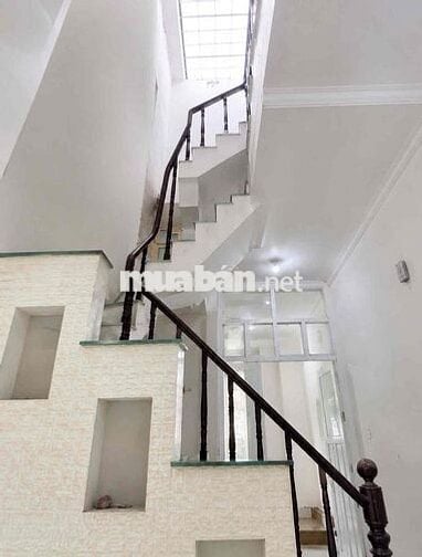 Cần bán nhà Sư Vạn Hạnh gần Vạn Hạnh Mall Q10, 4T 46m2. Giá 8.75 tỷ,