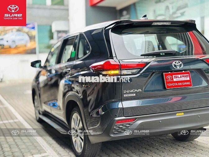 Toyota Innova Cross Hybrid 2024 odo 24.000KM