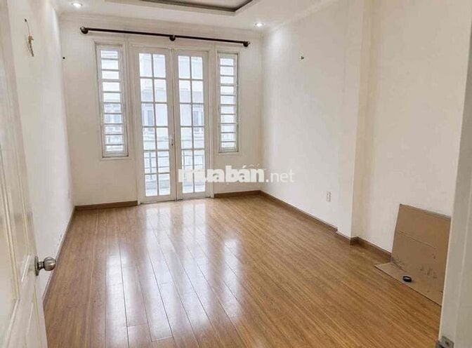 Cần bán nhà Sư Vạn Hạnh gần Vạn Hạnh Mall Q10, 4T 46m2. Giá 8.75 tỷ,