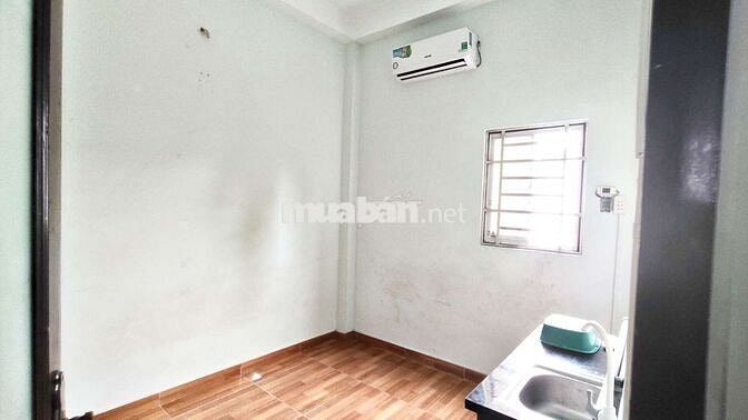 Phòng trọ 2PN 1WC sẵn máy lạnh gần ĐH Công Thương, Aeon