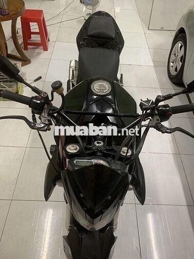 Benelli 251 Thể thao màu Đen