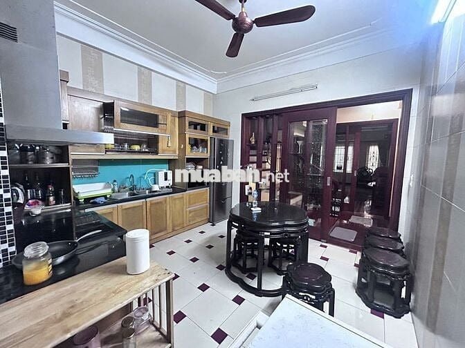 Phân Lô phố vip Hoàng Cầu - 52m2 - 5tầng - chỉ >20tỷ nhỉnh. Ở cực vip