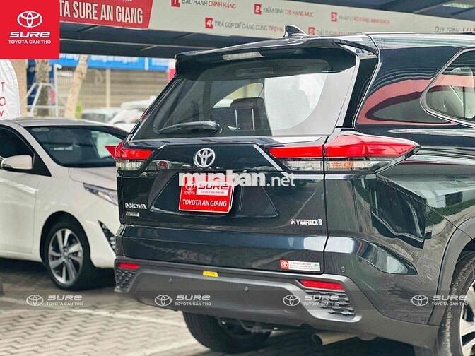 Toyota Innova Cross Hybrid 2024 odo 24.000KM