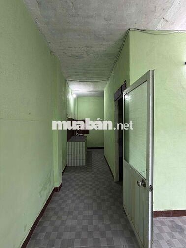Nhà nguyên căn Hoà Xuân giá tốt có vườn thoáng mát