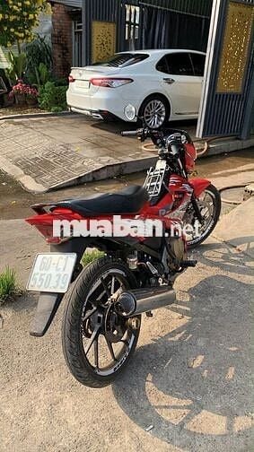 Suzuki Raider 2015 Đỏ Xăng cơ