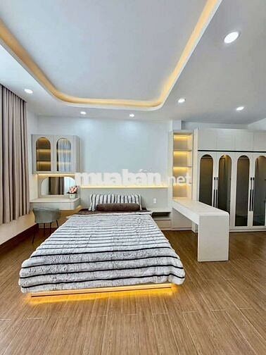 5,590 Tỷ TL nhà 2 lầu sân thượng 3 PN hẻm 1830/ Huỳnh Tấn Phát Nhà Bè