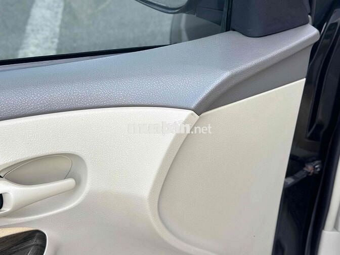 Toyota Altis 2009 Bản Nhập, Số tự động