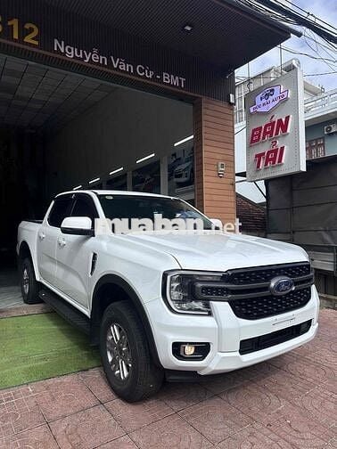 Ford Ranger XLS 2023 Diesel Tự động 6 cấp Trắng