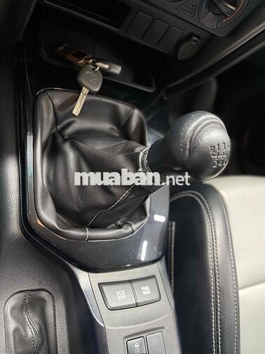 Toyota Fortuner 2020 Số sàn Bạc