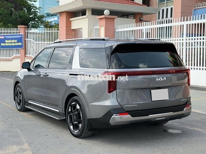 Kia Carnival Signature 2.2D 2026 nội thất Limousin