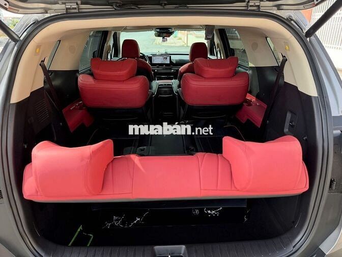 Kia Carnival Signature 2.2D 2026 nội thất Limousin