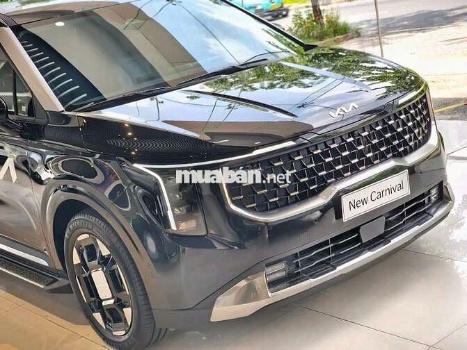 KIA New Carnival 2.2D Premium 8 chỗ 2025  Đen