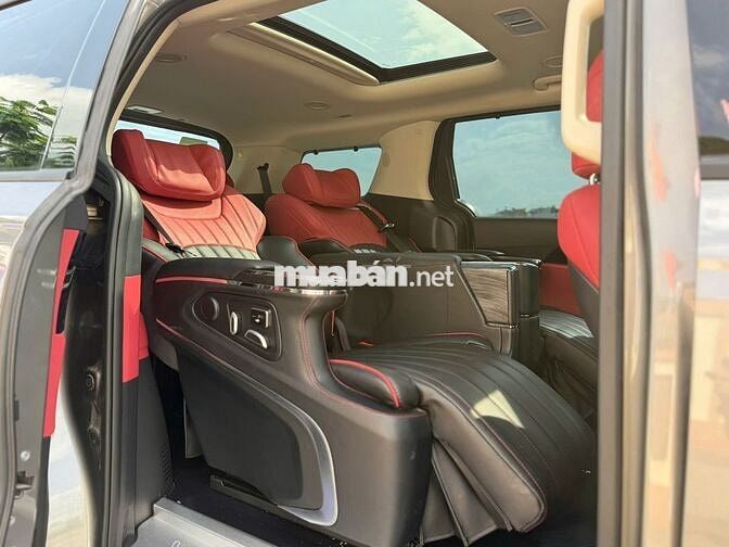 Kia Carnival Signature 2.2D 2026 nội thất Limousin