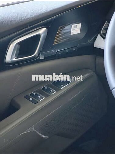 KIA New Carnival 2.2D Premium 8 chỗ 2025  Đen