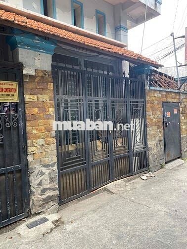 Nhà mặt tiền hẻm gần khu picity