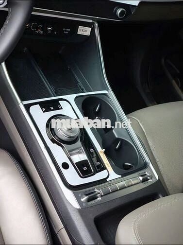 KIA New Carnival 2.2D Premium 8 chỗ 2025  Đen