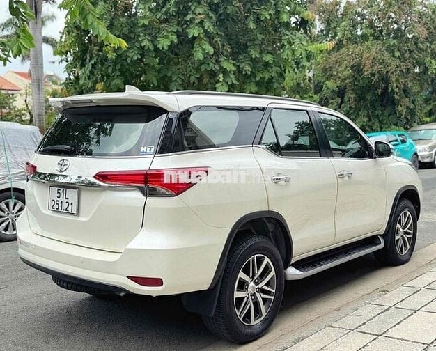 Toyota Fortuner 2019 std 2 cầu Xăng , xe gia đình