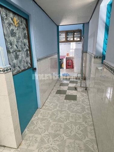 Cho thuê nhà chung cư lầu 3, DT 40 m2, gần chợ, trường PT,