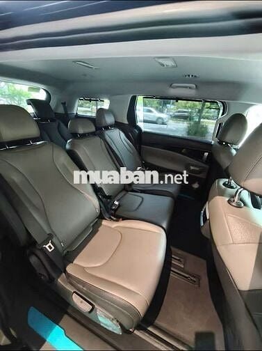 KIA New Carnival 2.2D Premium 8 chỗ 2025  Đen