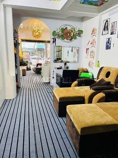 Cho thuê nhà mặt phố số 32 Trần Đăng Ninh, DT 50 m2, 5 tầng
