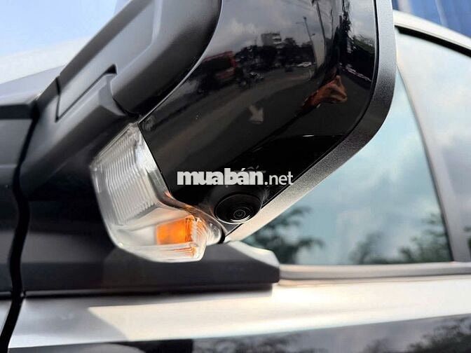 Ford Tourneo Titanium 2.***km Đen, Bạc