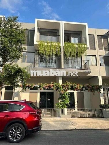 Đất mặt tiền Dt818 giáp Agora, Rivergateway, tt hành chính