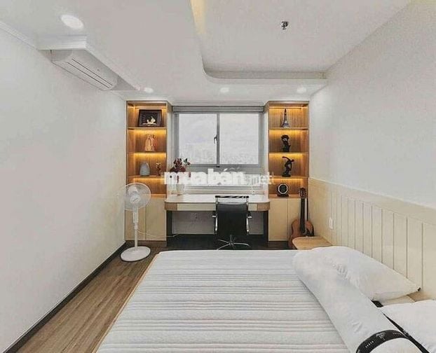 Cho Thuê căn hộ 3pn Cosmo City