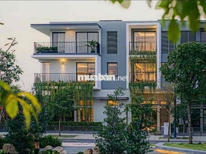 Đất mặt tiền Dt818 giáp Agora, Rivergateway, tt hành chính